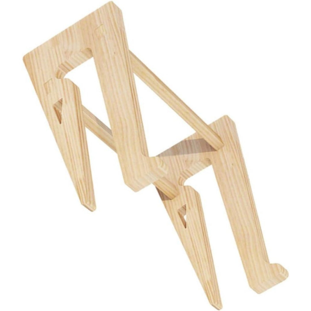 Praktisches Laptopstaender aus Holz fuer das Arbeitszimmer
